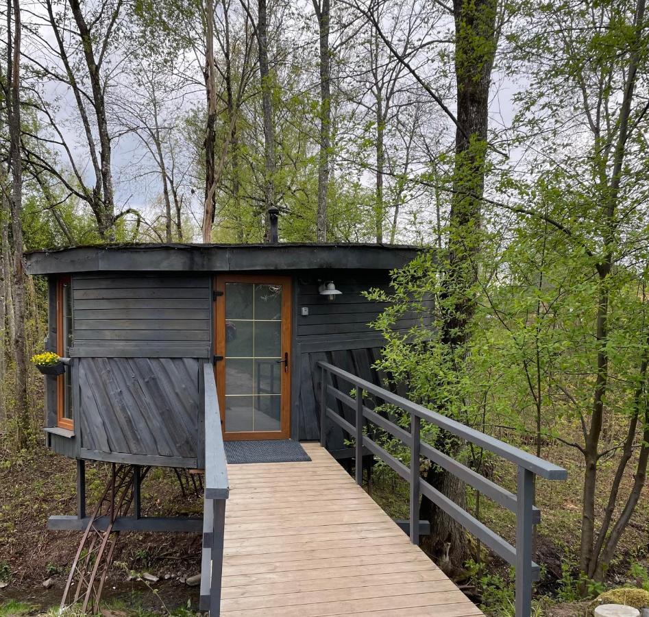 Round House Apartment Sigulda Luaran gambar